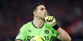 Man United quay trở lại thương vụ Emiliano Martinez