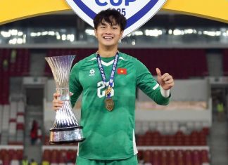 Cờ đến tay Cao Văn Bình