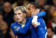 Chelsea trở lại top 4 sau chiến thắng trước Tottenham