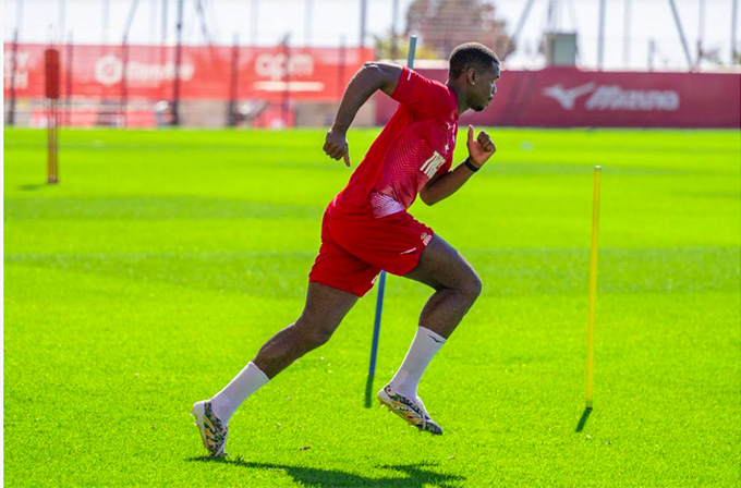 Thể trạng Pogba cho phép anh ra sân cuối tuần này. Anh đã trở lại tập luyện từ thứ Sáu tuần trước