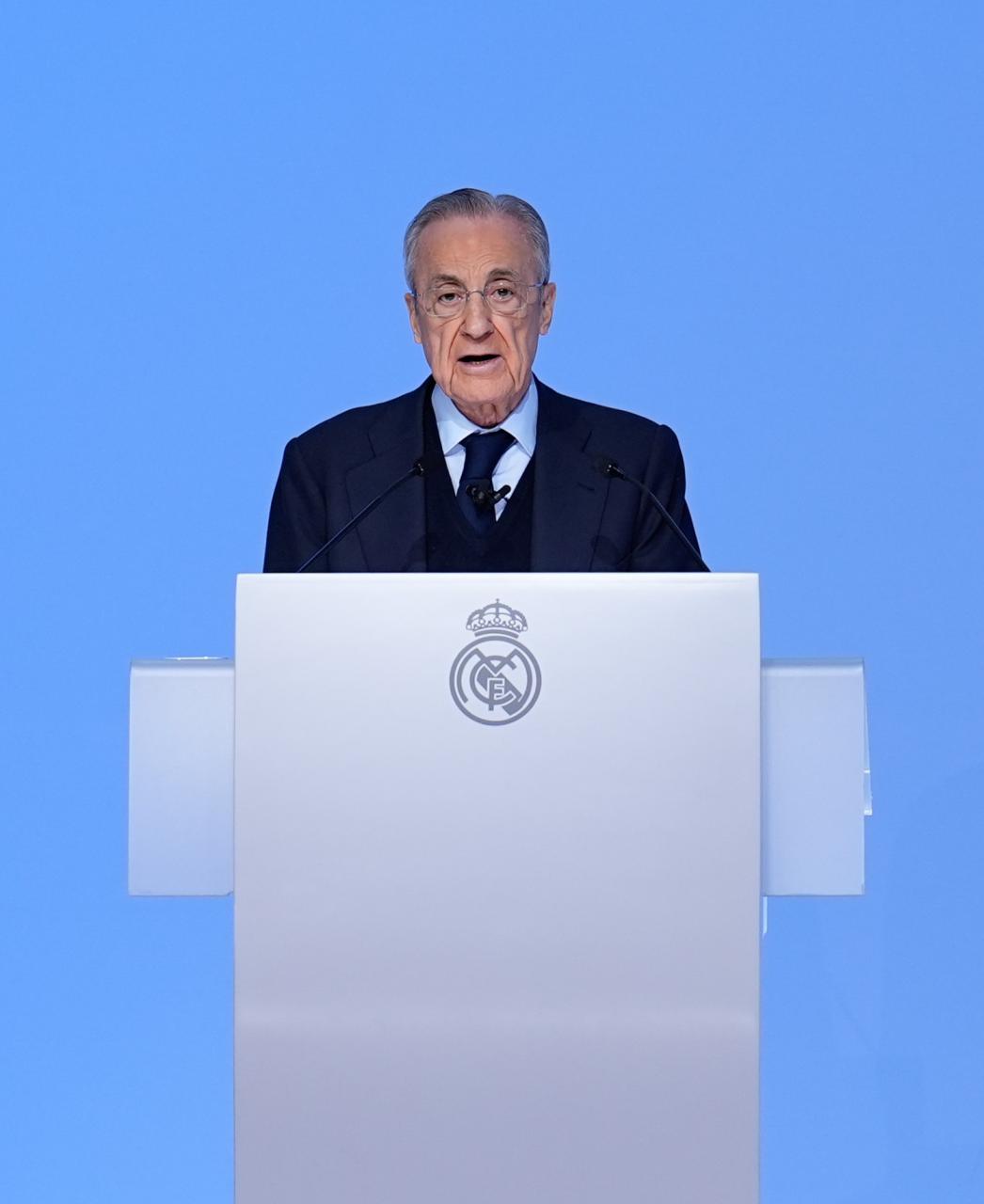 Perez đã dành phần lớn thời gian gần 2 giờ phát biểu tại đại hội để công kích những kẻ thù của Real