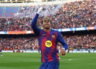 Yamal giúp Barca lên ngôi đầu