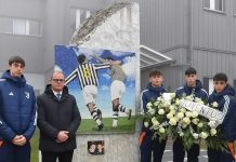 Spalletti tưởng niệm Ferramosca và Neri tại Juventus Hai cầu thủ trẻ của Juventus đã không may ra đi mãi mãi sau một tai nạn vào năm 2006.
