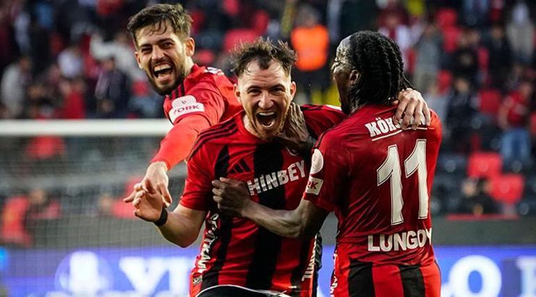 ÖZET | Gaziantep FK-Başakşehir maç sonucu: 3-0 - Fanatik Gazetesi Süper Lig  Haberleri - Spor