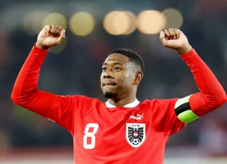 Alaba gần như “biến mất” ở Madrid