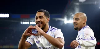 Aston Villa cuốn phăng mọi đối thủ