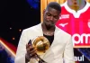 Giải thưởng của Pogba khiến dư luận dậy sóng