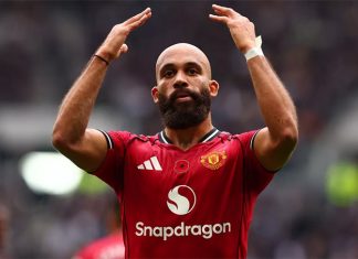 MU rộng cửa đánh bại Wolves Mbeumo trong màu áo MU