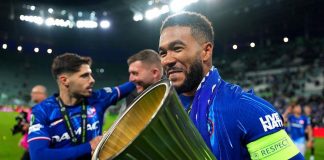 10 hậu vệ phải xuất sắc nhất Premier League James sở hữu tất cả những phẩm chất mà bạn ở một hậu vệ phải hiện đại