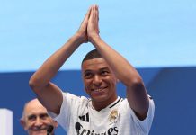 PSG phải trả cho Mbappe 60 triệu euro Tòa án Pháp buộc PSG phải trả cho Mbappe 60 triệu euro