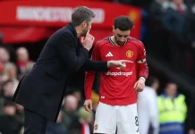 Carrick nhìn ra điểm yếu cốt lõi của MU và sắp xếp lại cấu trúc