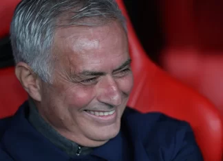 Jose Mourinho thể hiện thái độ bình thản khi biết Benfica sẽ chạm trán Real Madrid