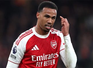 Arsenal không có sự chuẩn bị tốt nhất cho màn chạm trán Leeds Các cầu thủ Arsenal phải di chuyển bằng đường bộ thay vì bay thẳng tới Leeds