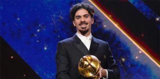 Vitinha vừa được Glober Soccer trao danh hiệu Tiền vệ xuất sắc nhất năm 2025 Vitinha vừa được Glober Soccer trao danh hiệu Tiền vệ xuất sắc nhất năm 2025