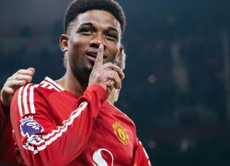 Amad Diallo cho thấy bên trong phòng thay đồ Manchester United