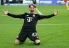 Bayern quyết giữ chân Karl
