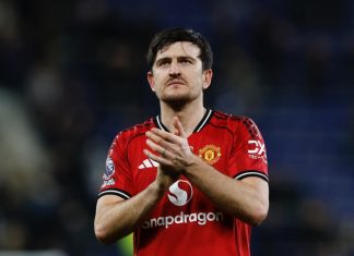 Maguire là lời giải cho các pha nhồi bóng bổng của Everton