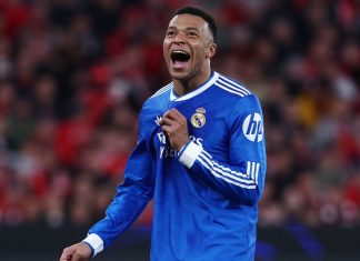 PSG trả tiền cho Mbappe