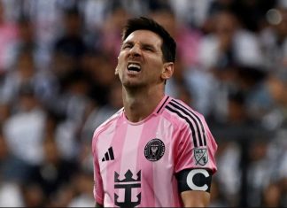 Messi gặp vấn đề về sức khỏe