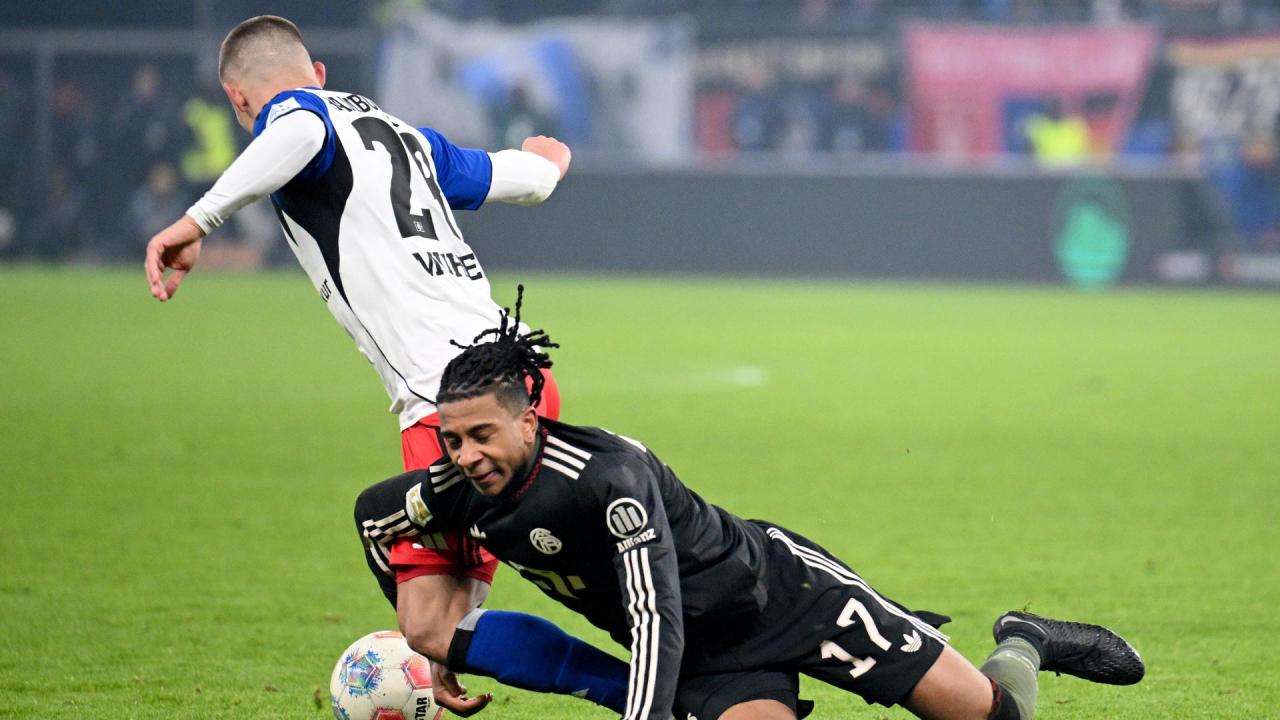 Bayern đang trải qua tháng 1 rất khó khăn, phải chơi 7 trận trong 20 ngày