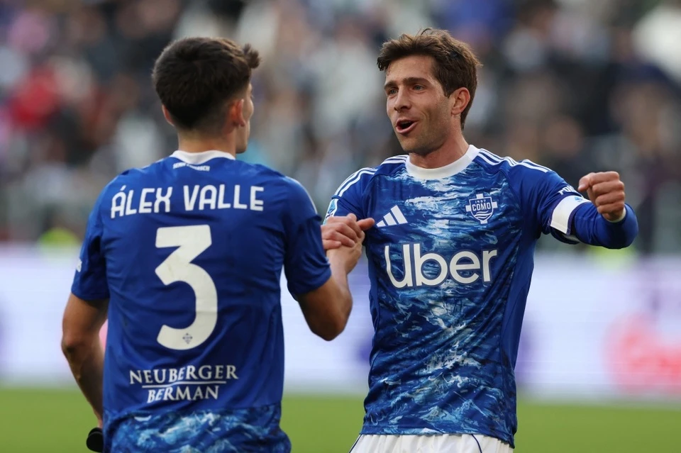 Fabregas và các học trò áp sát vị trí thứ 5