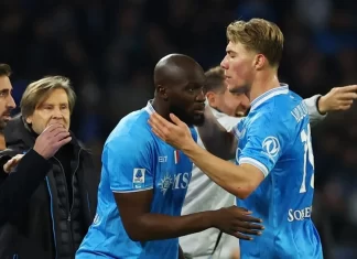 Napoli gây thất vọng khi bị loại khỏi Coppa Italy