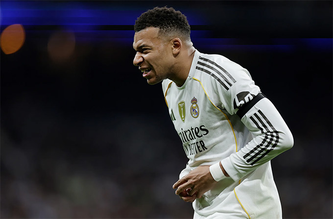 Mbappe đang trả giá cho việc nóng vội trở lại thi đấu