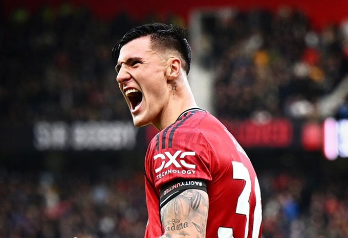 Benjamin Sesko đang hồi sinh tại MU