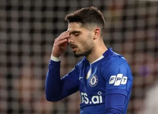 Arsenal đúng, phần còn lại của Premier League sai