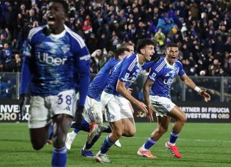 Hiện tượng Como tiếp tục thi đấu bùng nổ Hiện tượng Como tiếp tục thi đấu bùng nổ