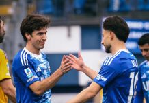 Como hủy diệt Pisa 5-0: Củng cố top 4 Serie A đầy thuyết phục Niềm vui của các cầu thủ Como sau khi thắng Pisa - Ảnh: @Como_1907