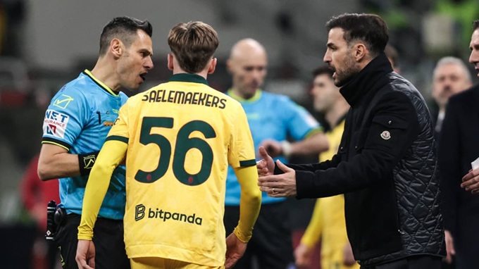 Fabregas sẵn sàng lao vào các cuộc cãi vã trên sân