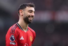 Bruno Fernandes ‘chưa hoàn ‘ giành danh hiệu Cầu thủ xuất sắc Bruno Fernandes 'chưa đủ tuổi' giành danh hiệu Cầu thủ xuất sắc nhất năm