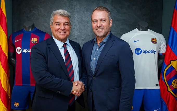 Chủ tịch Laporta sẽ gia hạn hợp đồng với HLV Hansi Flick thêm 1 năm