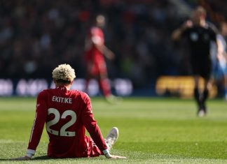 “Cú sốc kép” tại Anfield: Mất Salah, vé lại đắt hơn Liverpool: Quy mọi giá trị ra tiền!