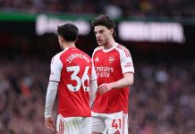 Rodri “dạy bóng đá” tuyến giữa Arsenal Rice an ủi Zubimendi: "Đừng buồn bạn ơi, mình còn cú ăn ba"