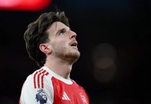 Arsenal và Arteta ‘đứng ngồi không yên’ dù hạ Chelsea Arsenal và Arteta 'đứng ngồi không yên' dù hạ Chelsea