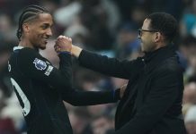 Tuần trăng mật của Rosenior tại Chelsea đã kết thúc Rosenior từng có khởi đầu tốt tại Chelsea với những chiến thắng liên tiếp